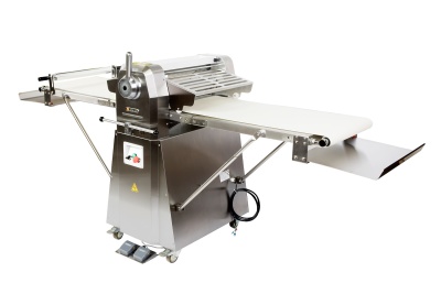 Тестораскаточная машина для слоеного теста напольная Danler KDF-520 - внешний вид оборудования